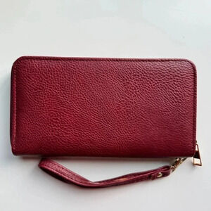 Women large wallet zip around wristlet burgundy